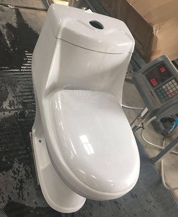 Middle East Cheap one piece toilet bowl China Washdown  250mm S-trap Toilets