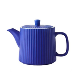 Wholesale China Factory Tetera Modern Nordic Design Klein Blue / Purple Ceramic Teapots Tea Kettle With Lid For Restaurant