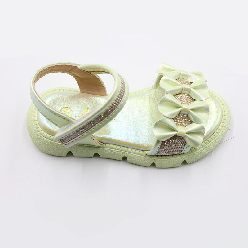 Hot Selling 2023 New  style Wholesale Summer Children Outwear Shoes Flower bow Sweet Water Diamond Princess Baby Girl Sandals