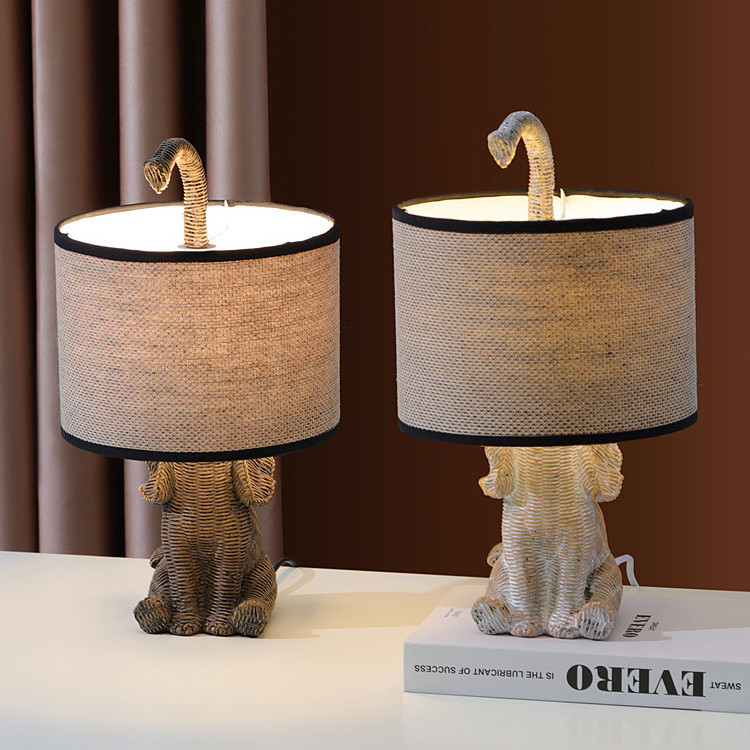 Nordic newest bedside light unique design elephant lamp hotel decoration animal resin table lamp