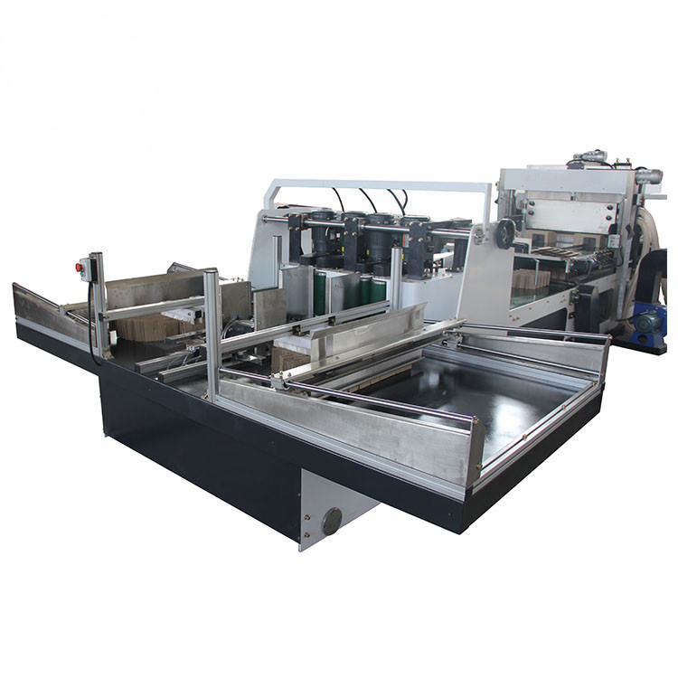 Automatic cardboard decussation inserting package machine