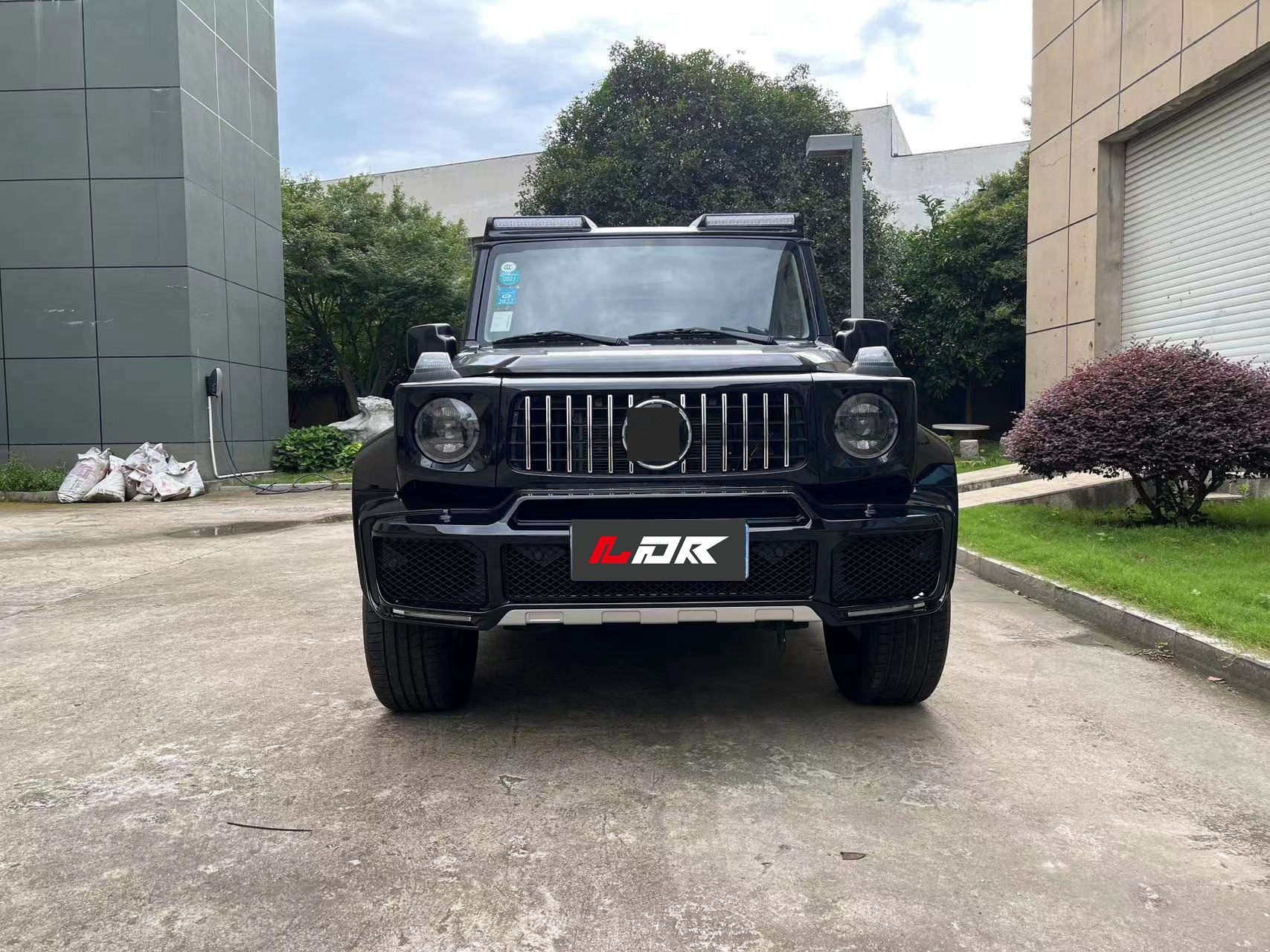 LDR Facelift for 4*4 Suzuki Jimny change to Barbus car auto parts front and rear bumper grille