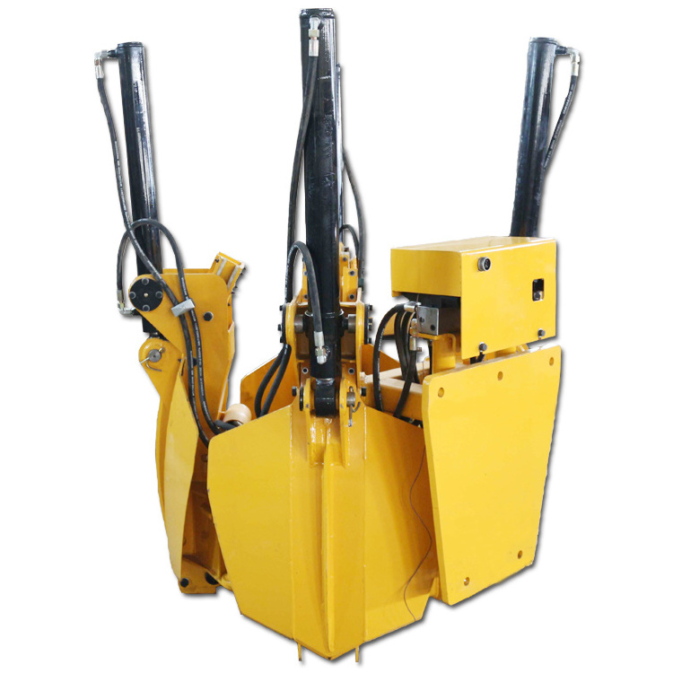 Large Tree Spade Transplanting Earth Moving Machinery on tree moving