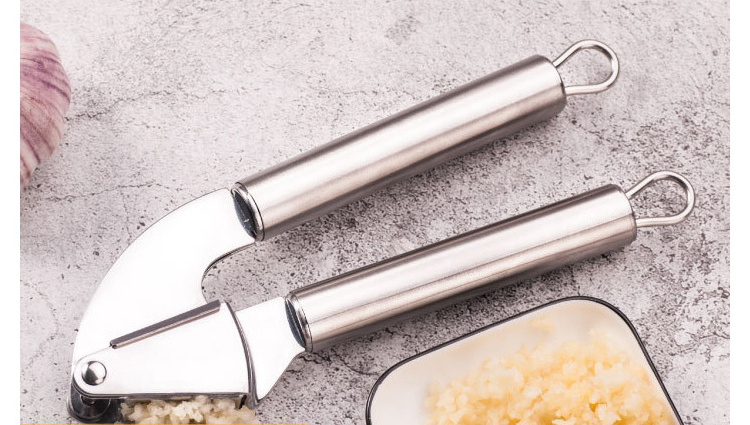 Garlic Press Stainless Steel Arc Rocker Rocking Garlic Press Crusher Mincer Chopper Silicone Garlic Peeler