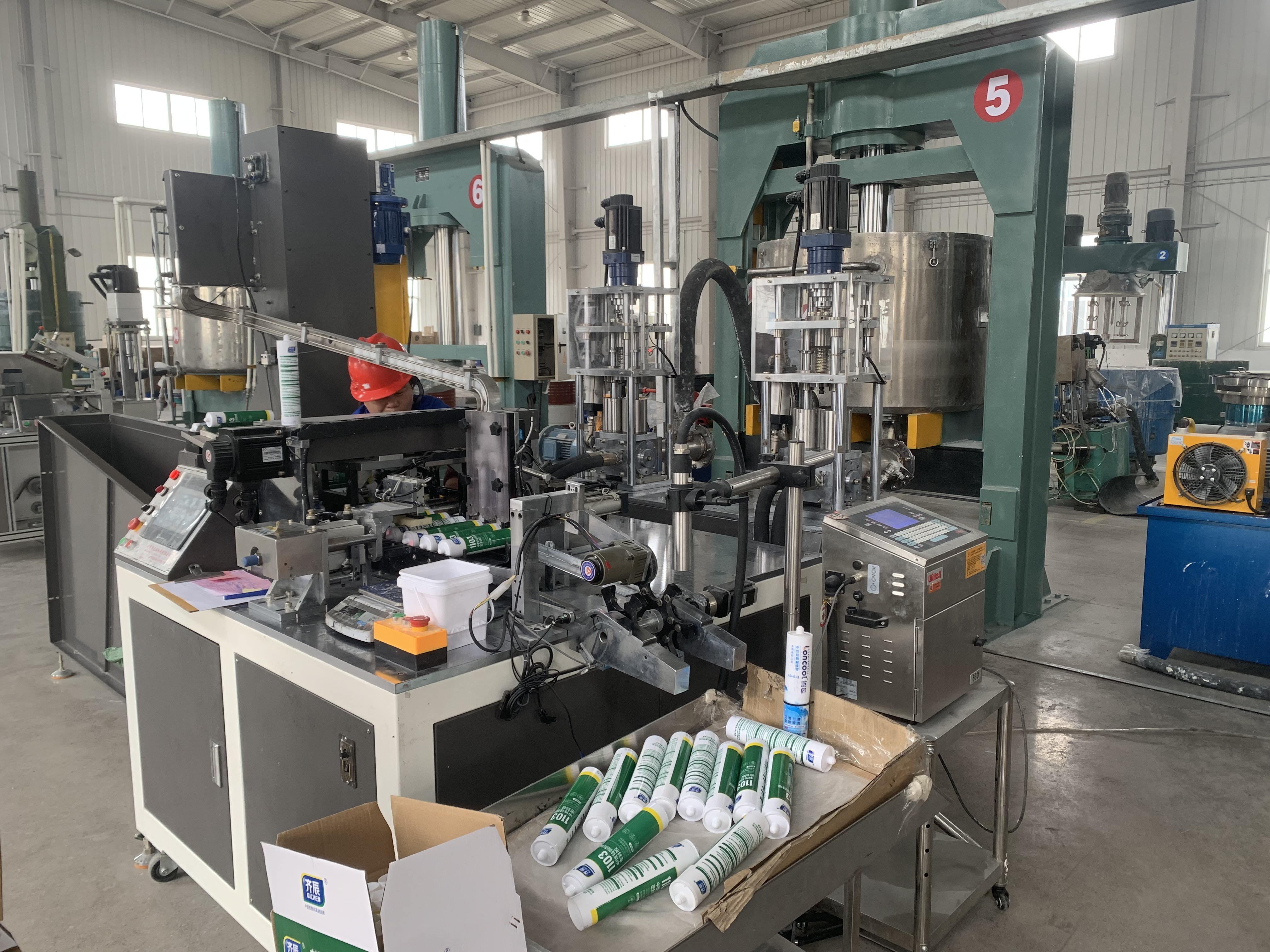 Fully automatic high viscosity adhesive grease cartridge silicone sealant filling machine