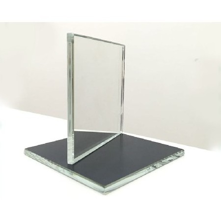 Double coated silver mirror glass with high reflectivity for durable use