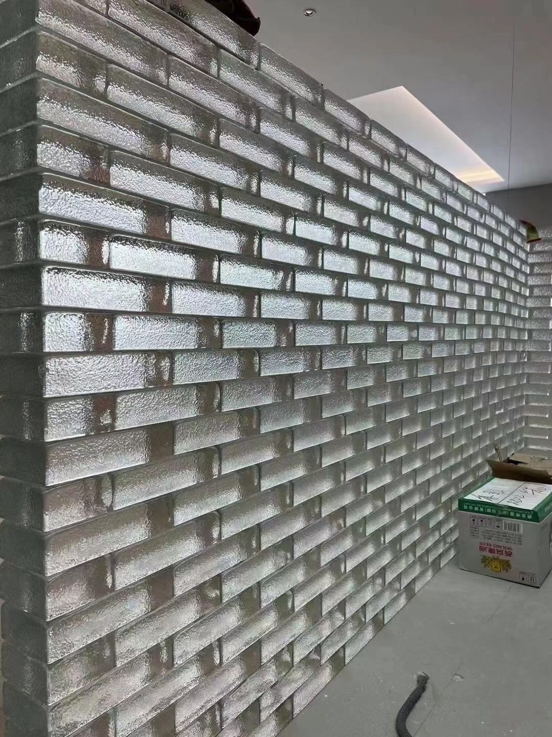 Popular gold mosaic tile decorative glass brick glass mosaic tilebrick wall tiles