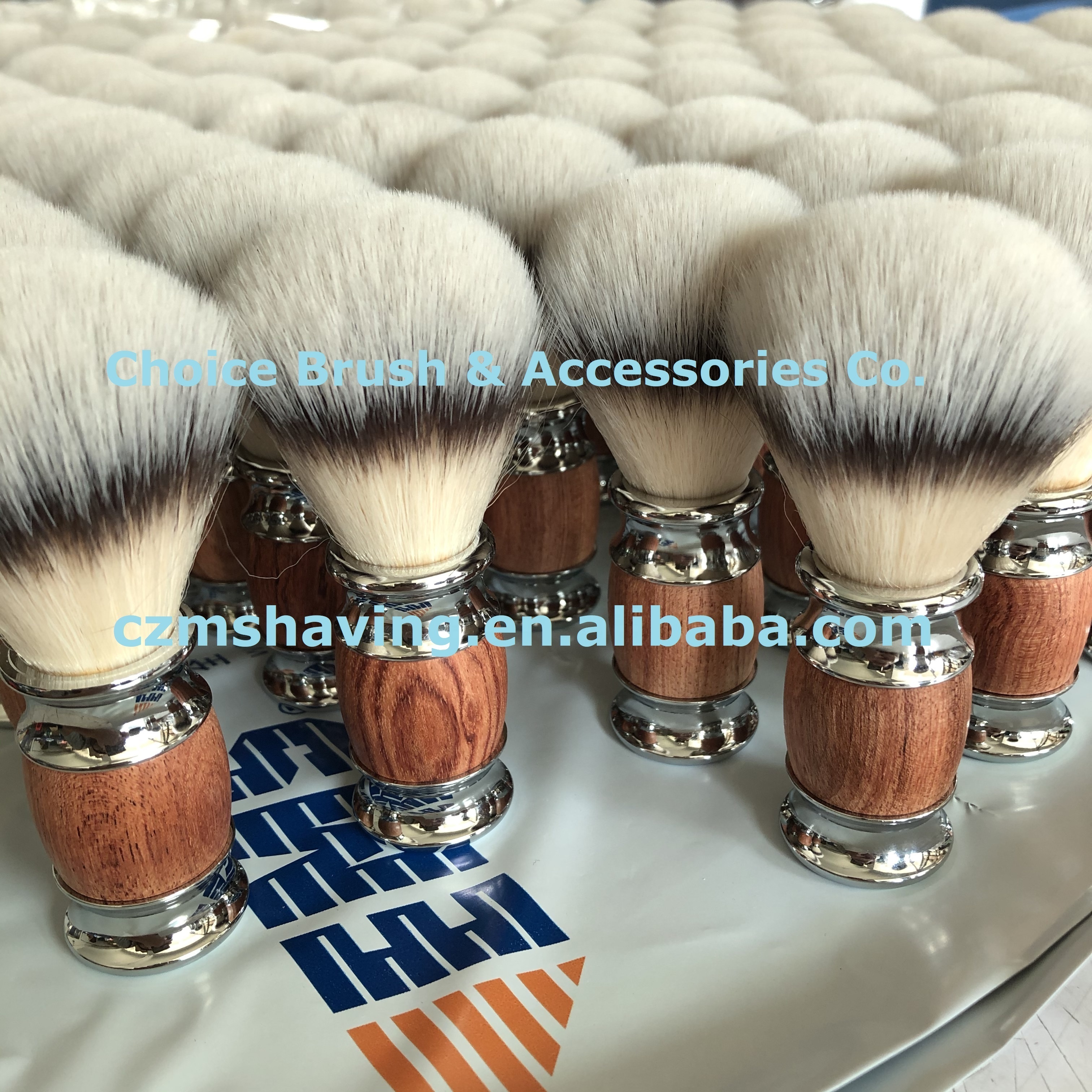 Factory Best Selling Synthetic Nylon Hair Shaving Brush with Rosewood Handle Beard Brush Neck Brush Chrome Metal Handle