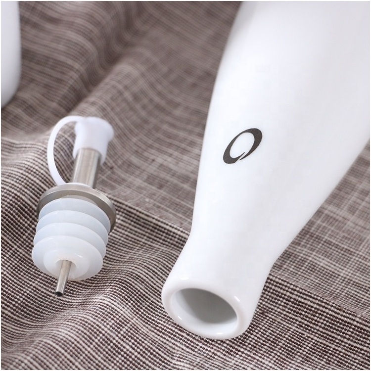 Wholesale Ceramic Olive Vinegar Bottles Kitchen Ceramic Oil Dispenser Dolomite Oil Bottle for Kitchenware