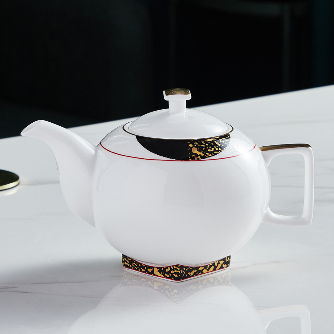 PITO Dubai Arabic Tableware Coffee Pot Luxury Tea Set Pot Black Gold Decal Design Bone China Ceramic Teapot for Banquet Party