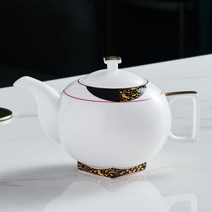 PITO Dubai Arabic Tableware Coffee Pot Luxury Tea Set Pot Black Gold Decal Design Bone China Ceramic Teapot for Banquet Party