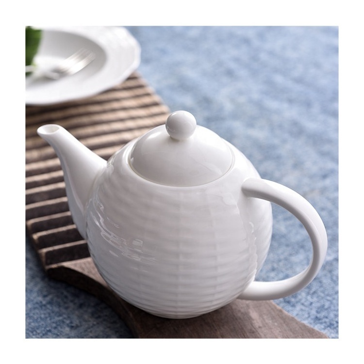 PITO 900CC Bohemian Ceramic Bone China Teapot with Embossed Pattern Design White Bone China Tea Pot Set for Afternoon Tea Time