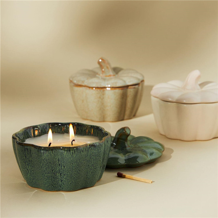 Fashion modern pumpkin shape halloween decoration ceramic candle bowl ceramic unique fancy empty home decor candle jar with lid