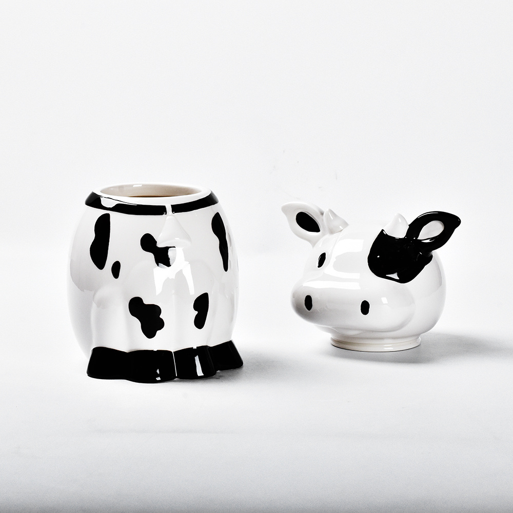 Cookie Jars Japanese Ceramic Cute Wholesale Animal Cow Shaped White Kitchen Food Storage Bottles & Jars Cover Multifunction