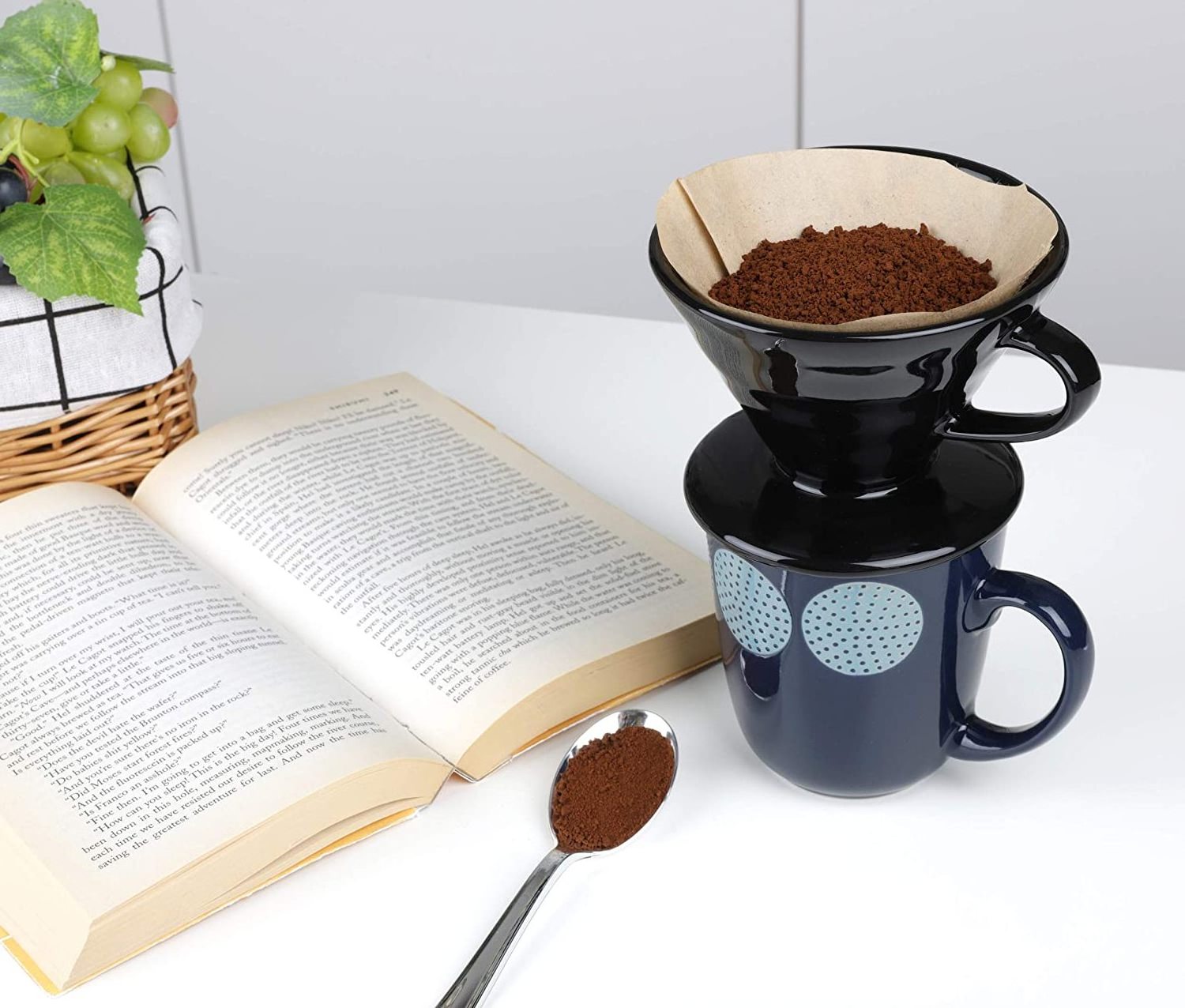 Custom Smart Drinkware Ceramic Black Coffee Dripper Coffee Filter Set For Home Cafe Restaurants Coffee Dripper