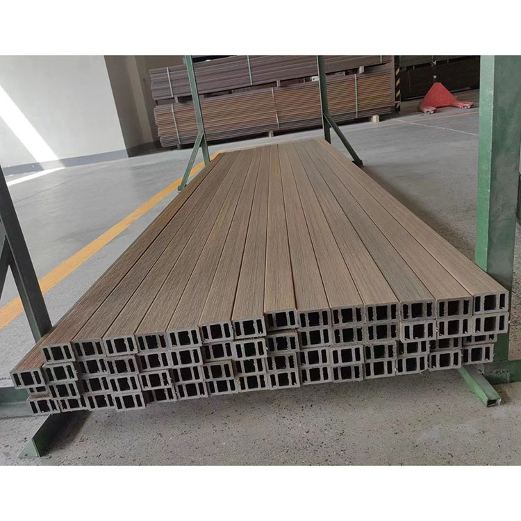 Outdoor Co-Extrusion Slat Tube Wpc Wall Panel Ceiling Wood Planks Wpc Baffle Ceiling Column