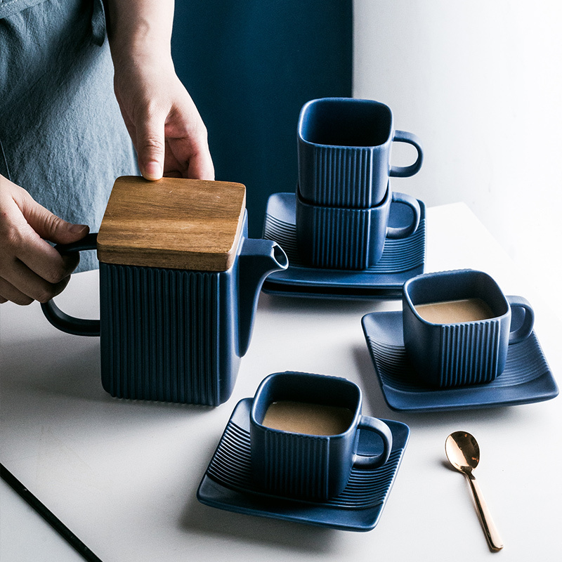 Modern Style Elegant Matte Porcelain Teapot With Wood Lid Custom Blue White Ceramic Coffee Tea Cup Set