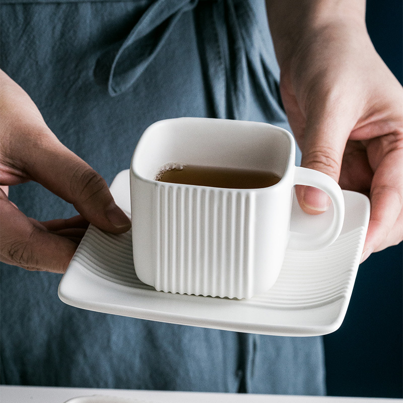 Modern Style Elegant Matte Porcelain Teapot With Wood Lid Custom Blue White Ceramic Coffee Tea Cup Set