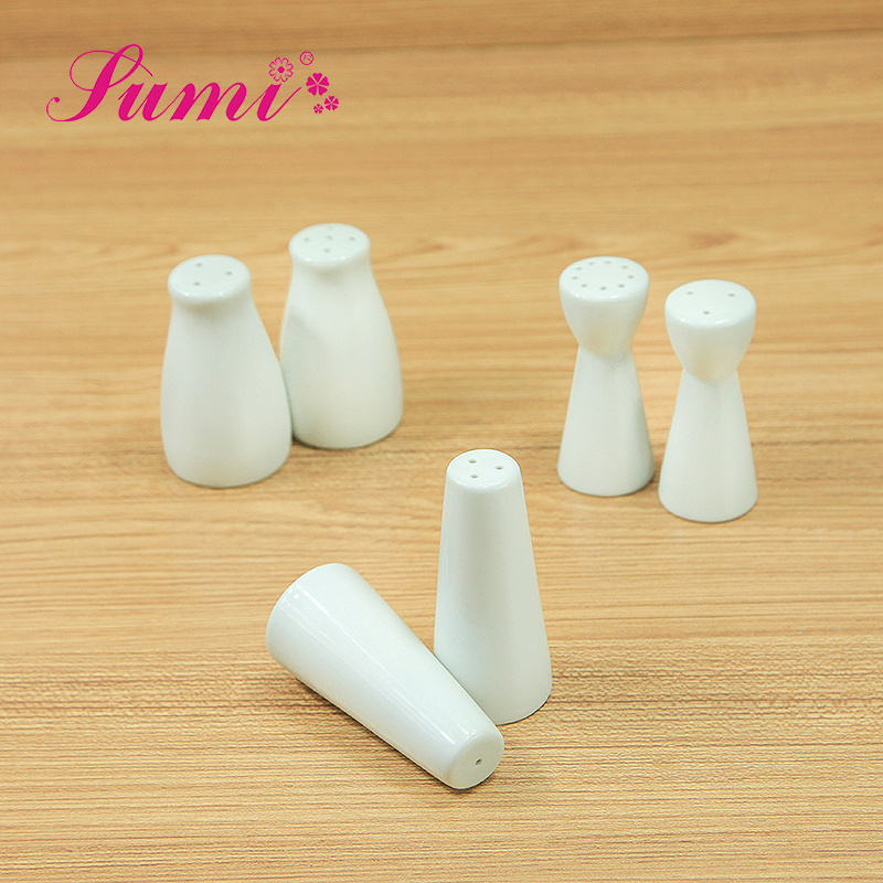 Wholesale personalized restaurant ceramic salt and pepper shaker for kitchen