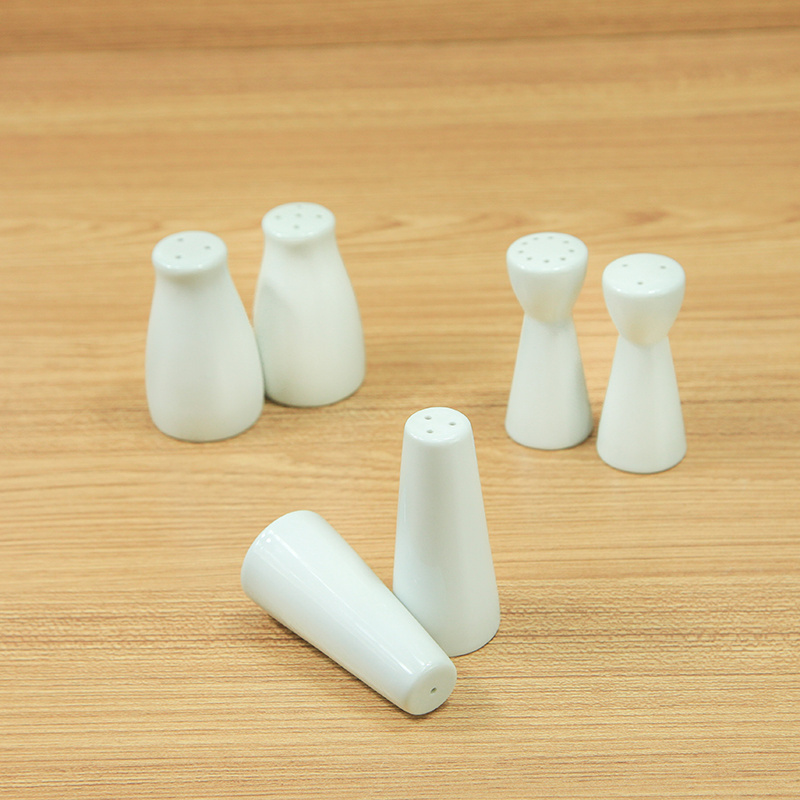 Custom logo flat head ceramic salt and pepper shaker