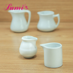 MOQ 200 factory outlet 50 ml / 60 ml mini white ceramic porcelain sugar milk jug pot creamer  Pitcher set