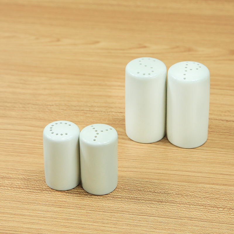 Custom logo flat head ceramic salt and pepper shaker