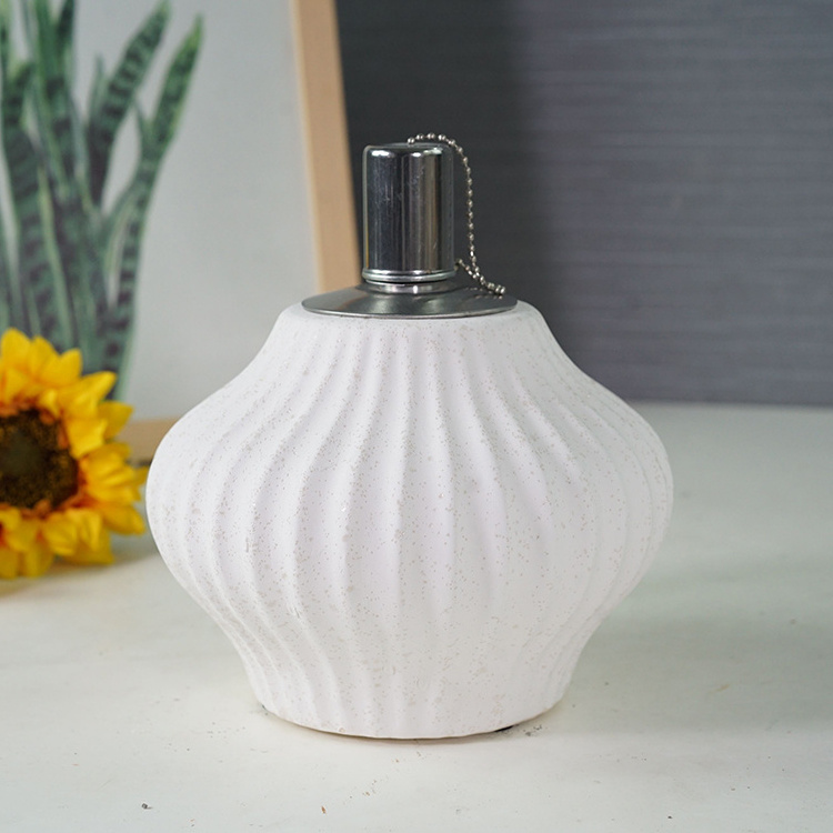 Wholesale modern home decor luxury white porcelain aroma fragrance oil catalytic lamp essential ceramic oil burner