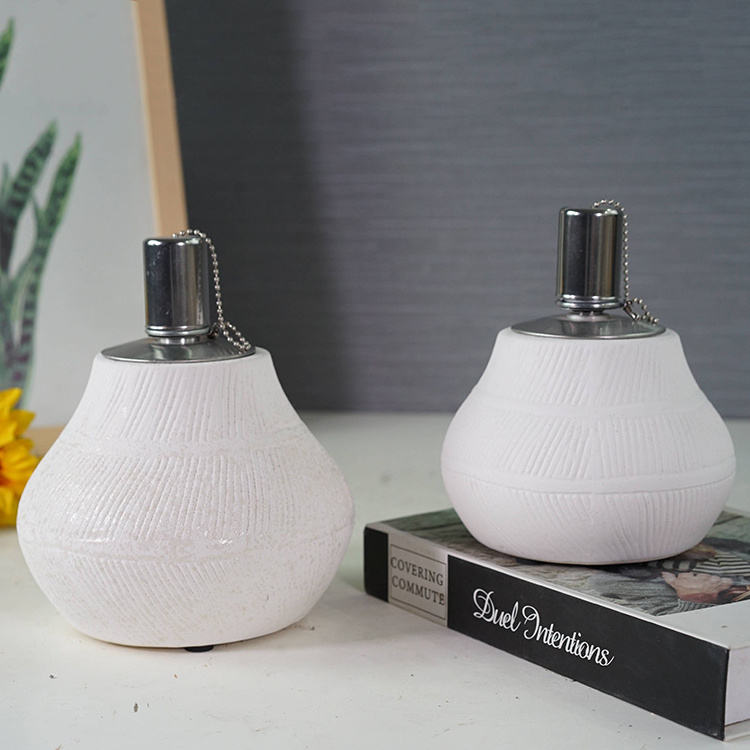 Wholesale modern home decor luxury white porcelain aroma fragrance oil catalytic lamp essential ceramic oil burner