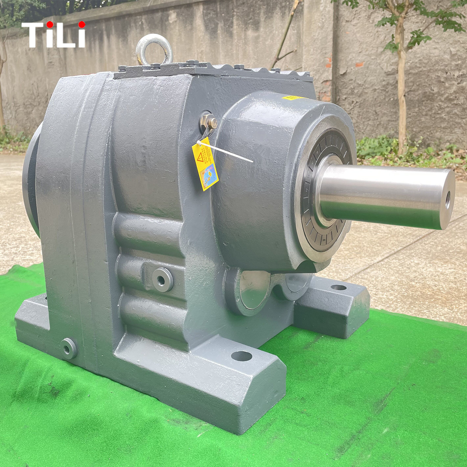 TILI R Series Inline Shaft Electric Motor With Gear R Series Coaxial Gear Speed Reducer