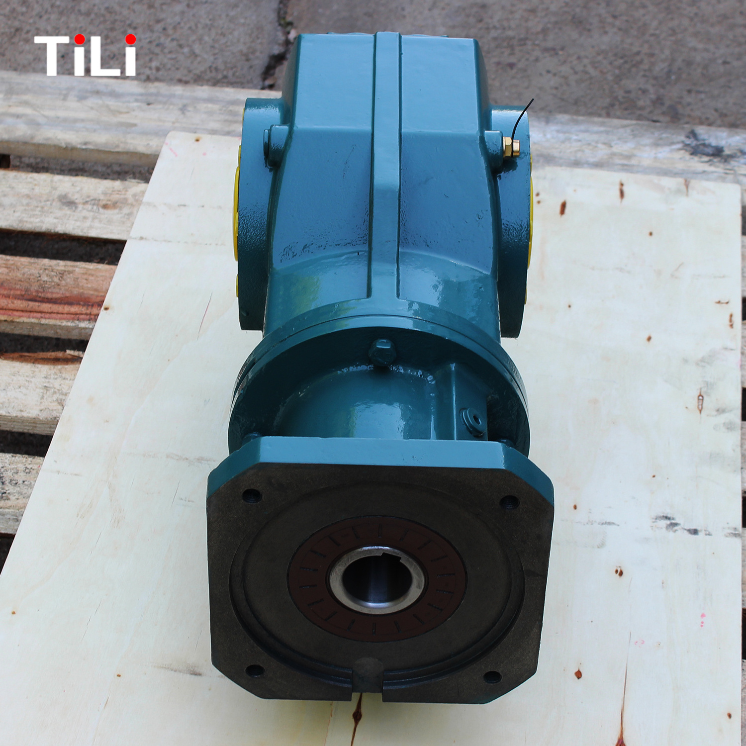 TILI K Series Helical Bevel Speed Reducer Box Transmission Part For Plastic Machines 1400Rpm 220v Speed Reduce Gear Box