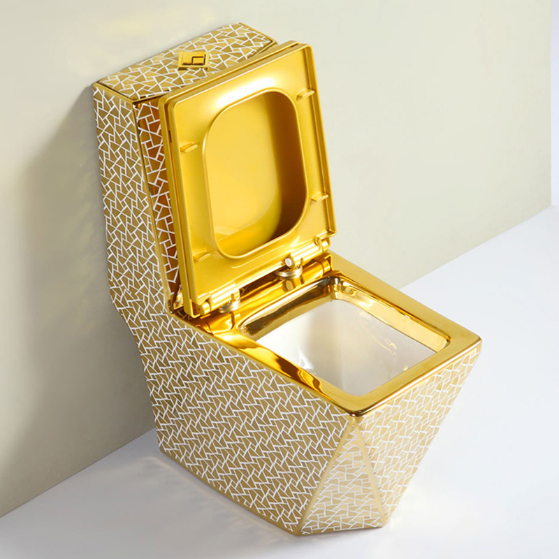 Big Size Washdown P S Trap Porcelain Gold Wc Ceramic Diamond Bathroom One Piece Luxury Golden Toilet