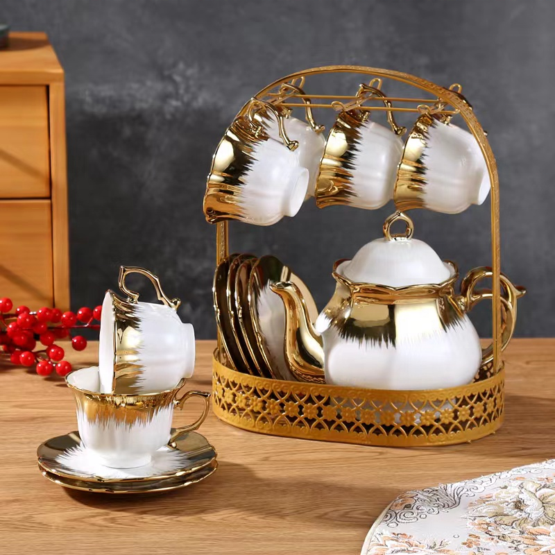 Factory Wholesale Simple White Tea Set  Fine Ceramic Tea Pot Set Luxury Ceramic Tea Set With Metal Holder