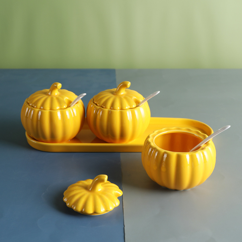 Halloween Pumpkin Shape Spice Jar Set  Kitchen Seasoning Ceramic Spice Jar With Spoon Canister Sets