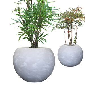 Fiberglass round shape large flower pots with custom sphere outdoor clay flower pots with classic green plants