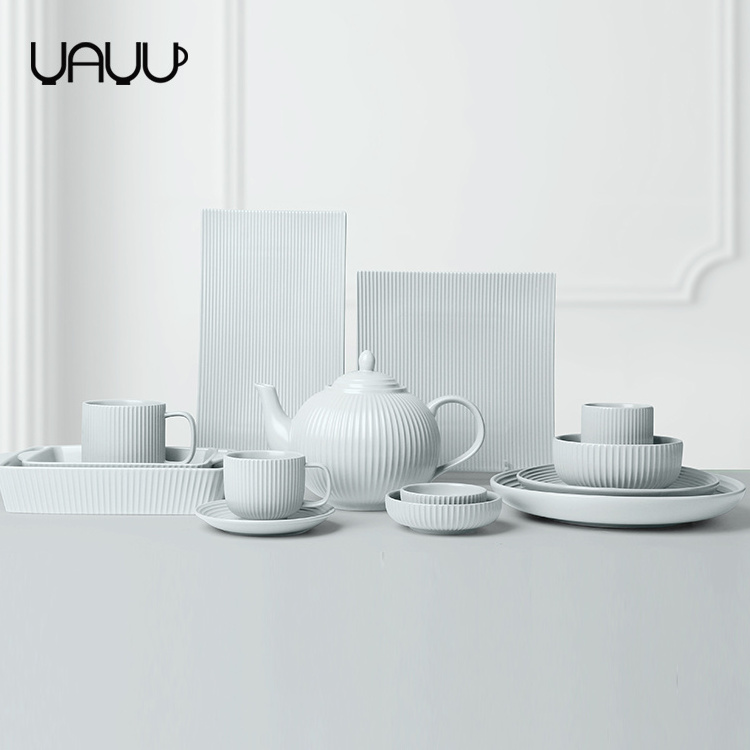 Popular online dinner sets / fine bone china luxury porcelain dinner set FYTR001-QP-FY