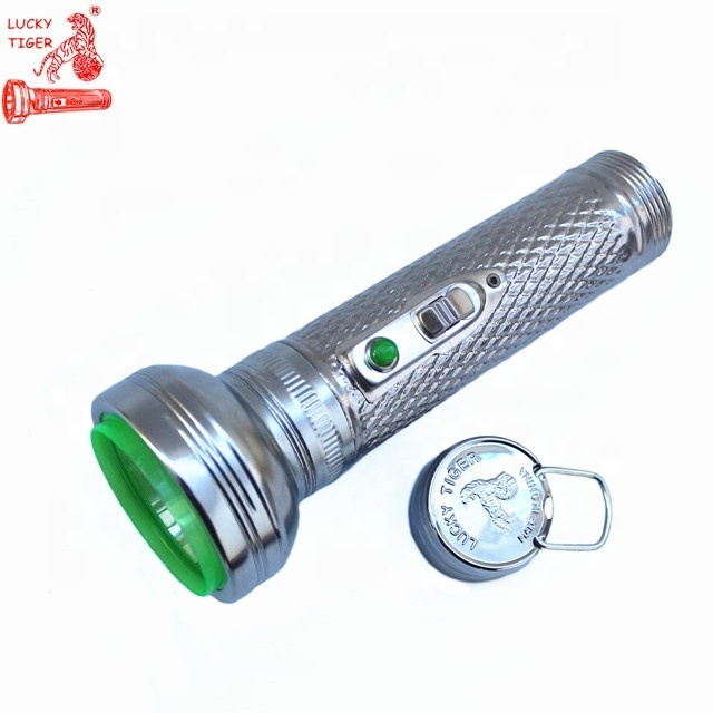 2020 New Design Dry Cell Battery Iron LED Flashlight LED Torch Hot Sale Lantern