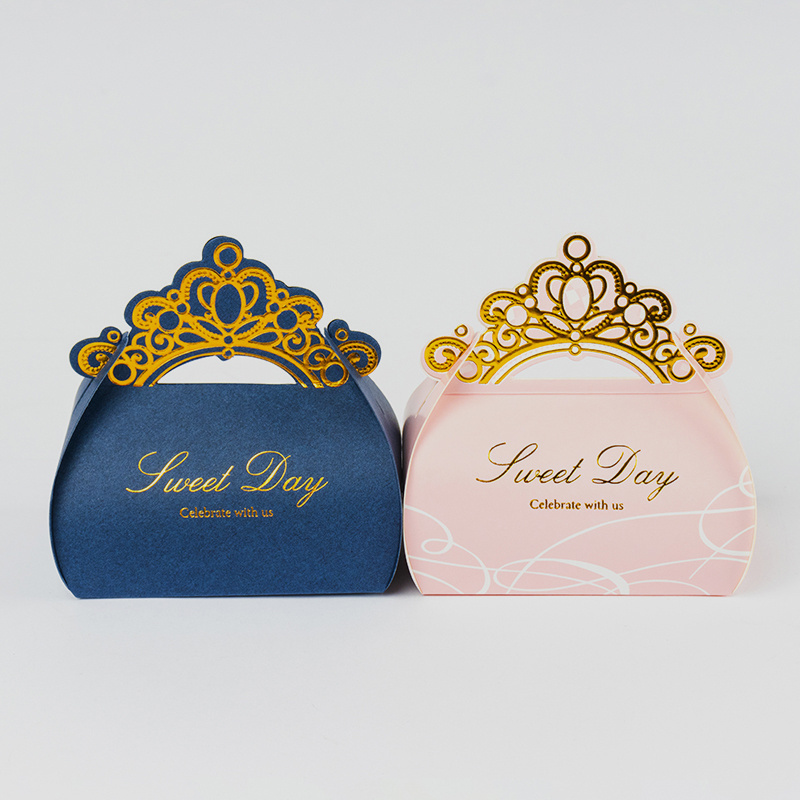 Custom new style crown candy gift small boxs pink blue doorgift candy bar boxes for wedding