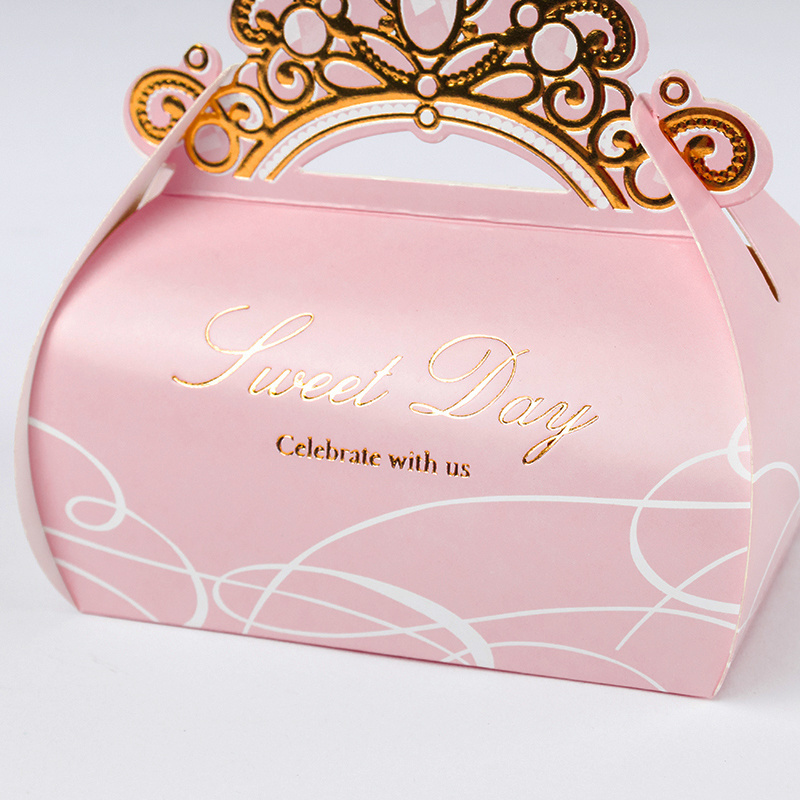 Custom new style crown candy gift small boxs pink blue doorgift candy bar boxes for wedding