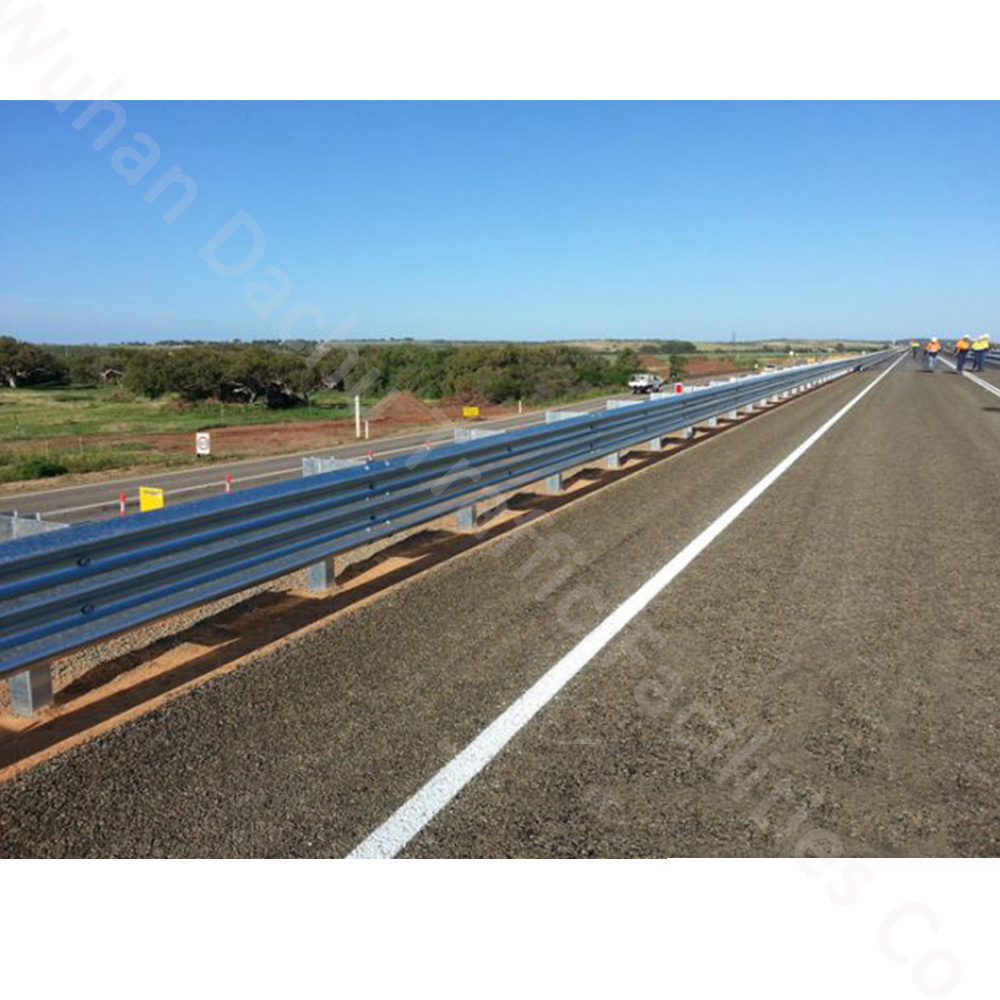 Cambodia Highway Guardrail Corrugated Safety Barrier / Galvanized Beam Guard Rails