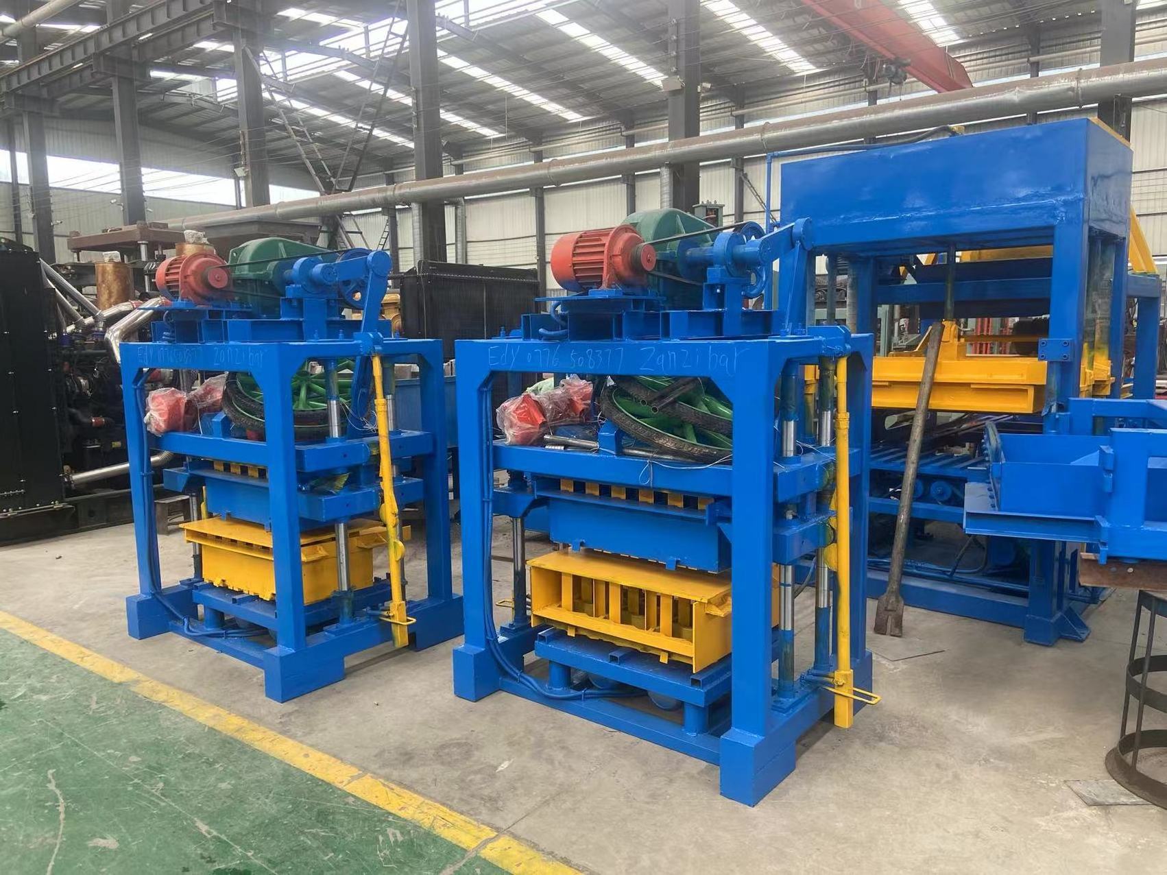 Manual Clay Soil Mud Brick Making Machine Molding Pressing Forming Process Production Line