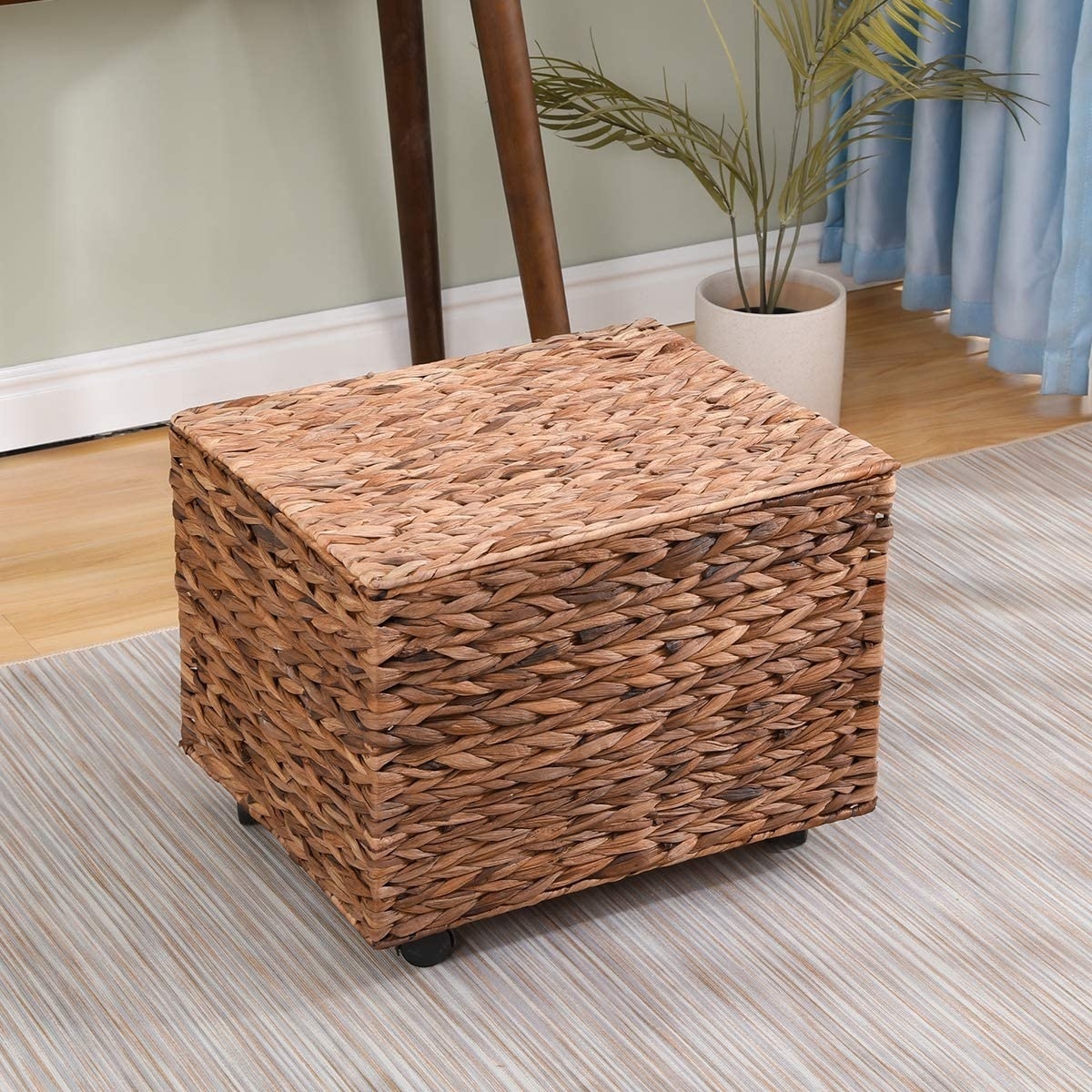 Home Decor Basketry Rattan Seagrass Wicker Laundry Rolling File Cabinet Water Hyacinth Storage Basket With Lid And Wheel