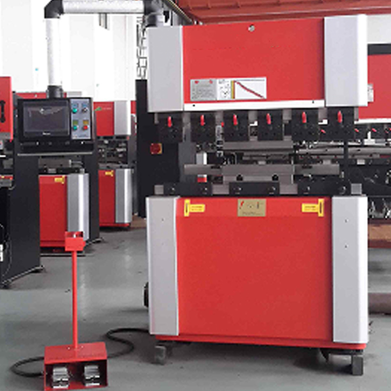 Hot Selling Steel Plate Press Brake Small Bending Machine