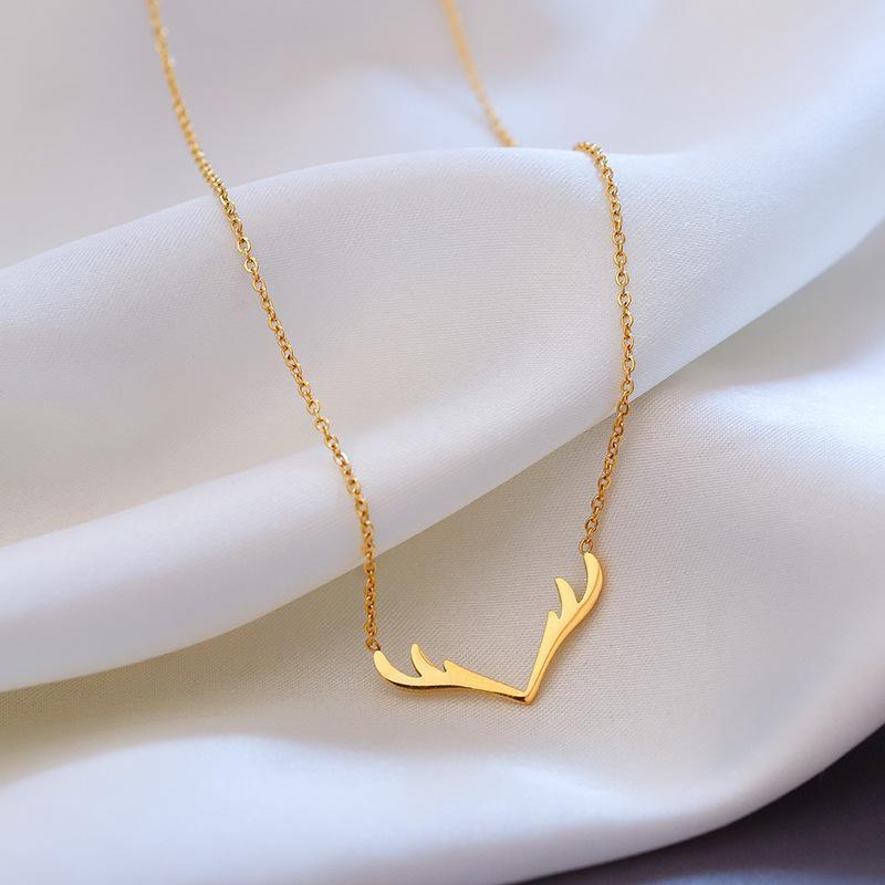 Yiwu DAICY simple design mini deer necklace stainless steel antler necklace Christmas jewelry gift for her