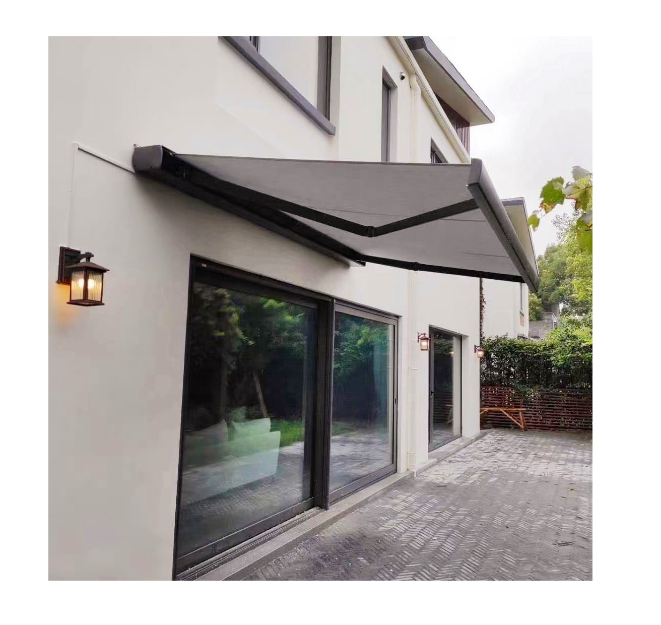 Outdoor Awning Retractable Folding Arm Awning Motorized Waterproof Aluminum Awning