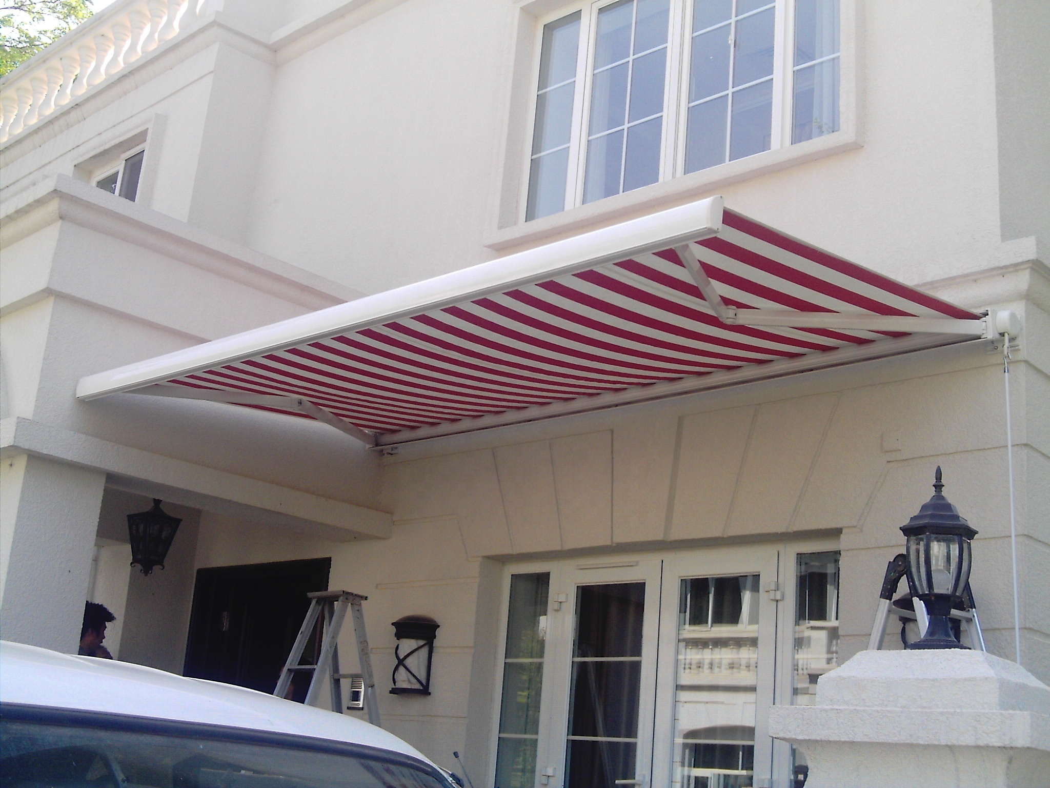 Hot Sale Waterproof Bioclimatic Aluminum Pvc Pergola Sliding Porch Awnings Retractable Roof Systems