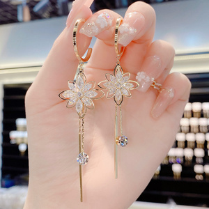 2023 New Korean Zircon Earrings Womens Flower Tassel Earring S925 Silver Needle Pendant Earring Jewelry