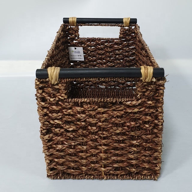 Hot Selling woven housewares vietnam crafts oval seagrass kitchen toys basket Storage Organizer Clothing Bag