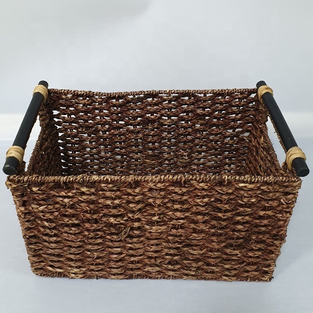 Hot Selling woven housewares vietnam crafts oval seagrass kitchen toys basket Storage Organizer Clothing Bag