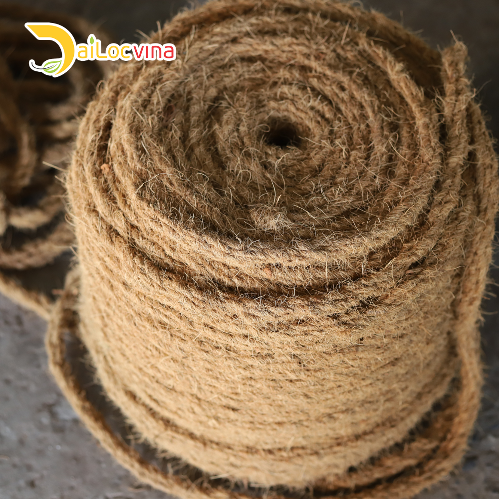 VIETNAM NATURAL COCONUT COIR ROPES FOR TWISTING COCO FIBER EXPORTING