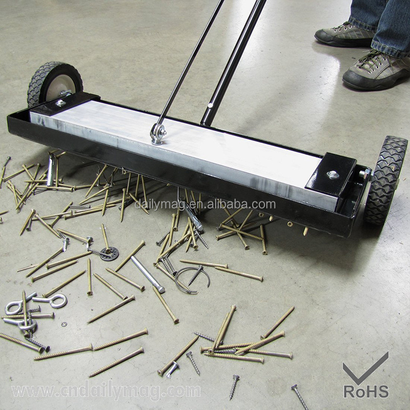 2024 Wholesale Hig Quality Magnetic Rolling Pickup Sweeper Tool